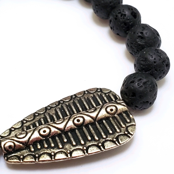 Bracelet: Lava Gemstones 10mm Stretch Bracelet Size OS - Picture 5 of 6